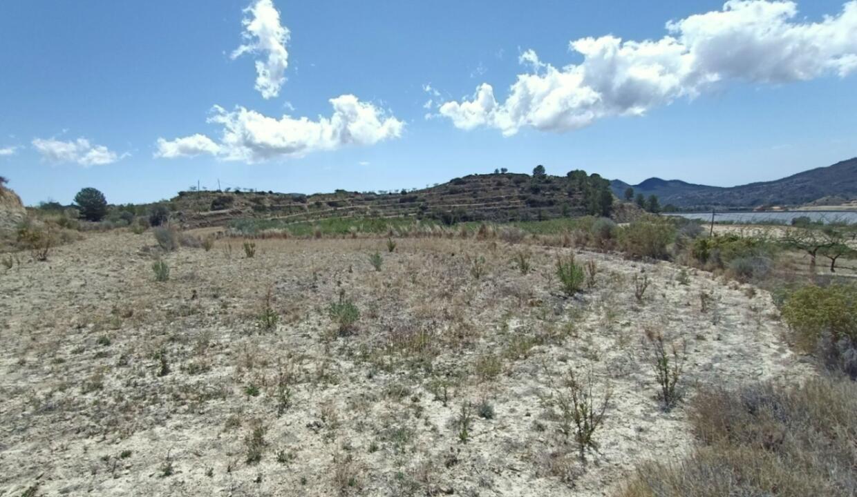 76f9368b